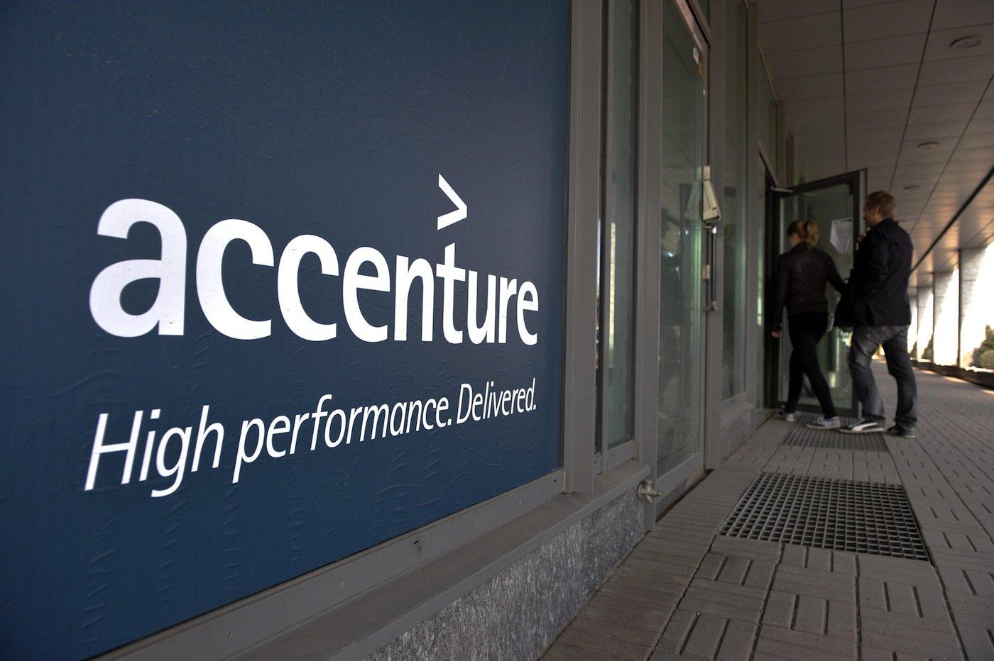 Julian Skan, Accenture | Fintech Finance