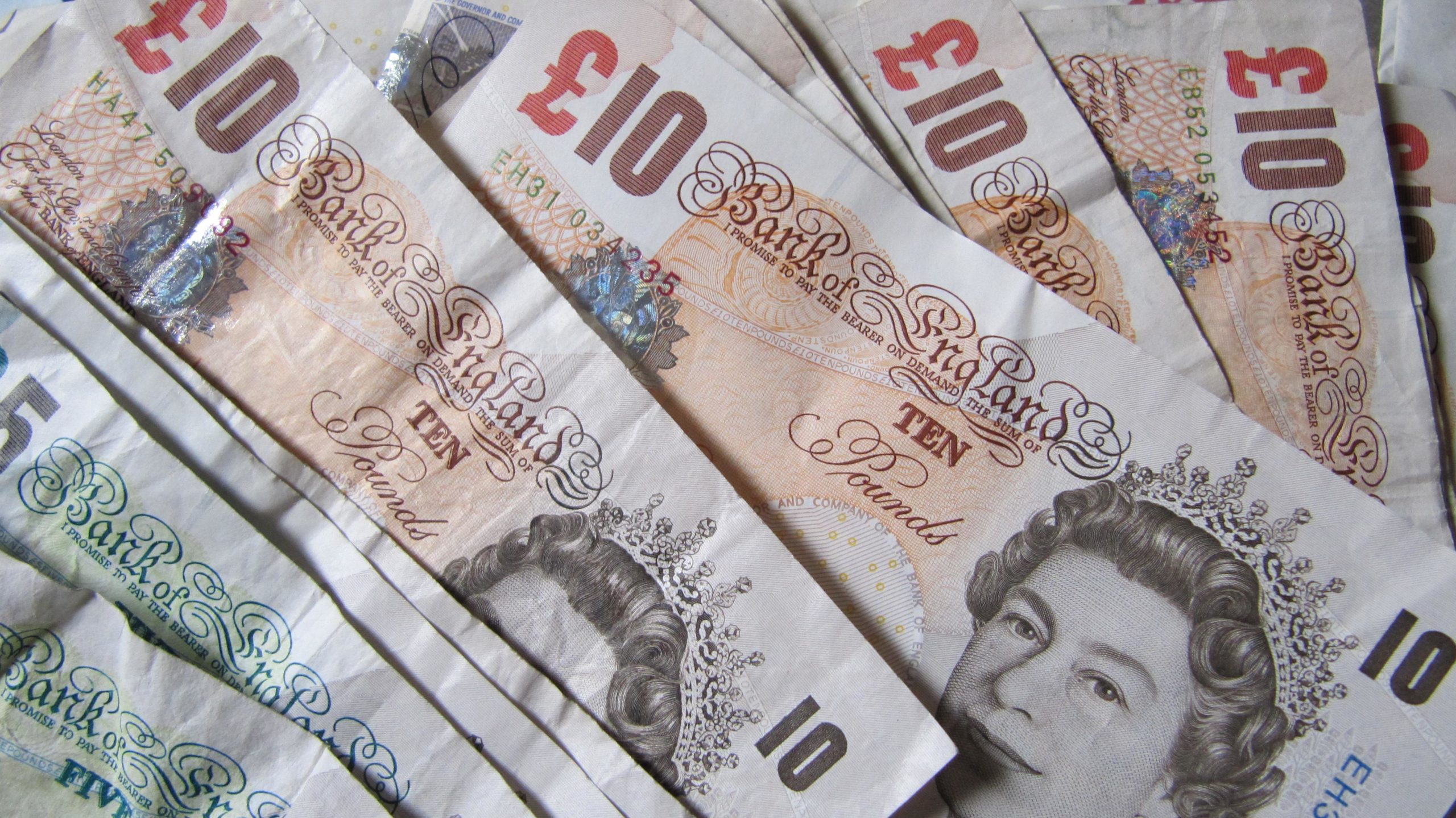 A cashless future? Card is King as cash and cheque payments continue to decline at pace