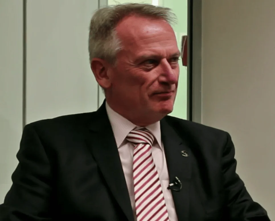 Chris Skinner on "Implimenting in financial services"