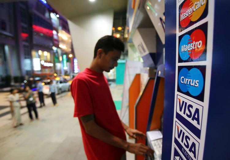 2016: The Year That Cash Becomes Available Anywhere