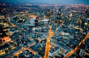 London to become the world's leading fintech hub, according to survey
