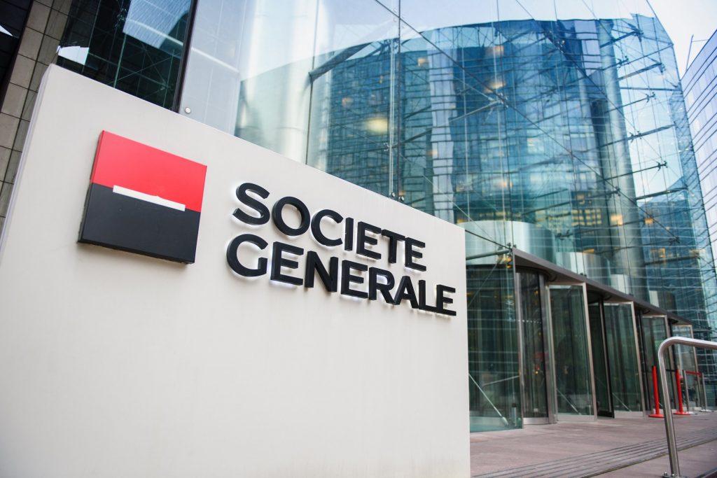 Societe Generale: A successful "Defrag the dinosaur" Hackathon in Berlin