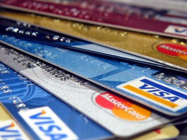Card is king: UK consumers reject mobile payments