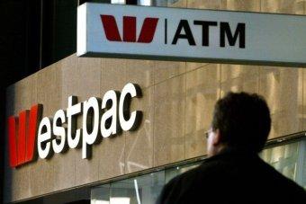 Westpac to offer cheaper tap and go payments for retailers