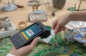 Verifone Enables Businesses-On-The-Go By Launching a Multipurpose Camera on its Portable Payment Device