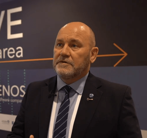 Dale Thomas, Temenos