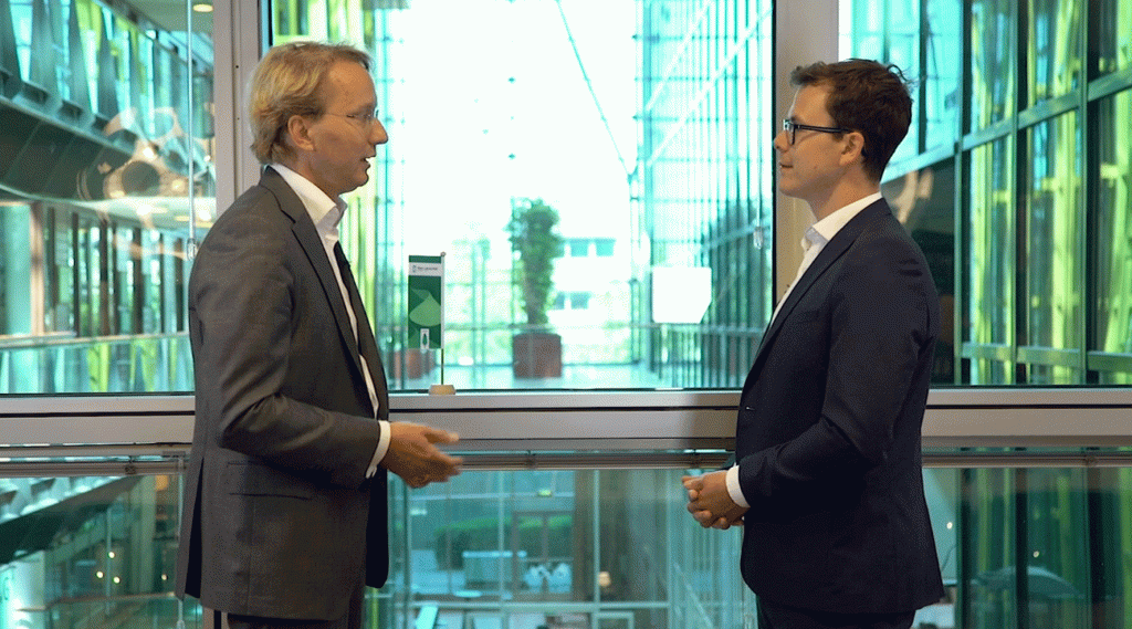 Fintech Finance Presents: The Fintech Show 1.10 - Going Digital