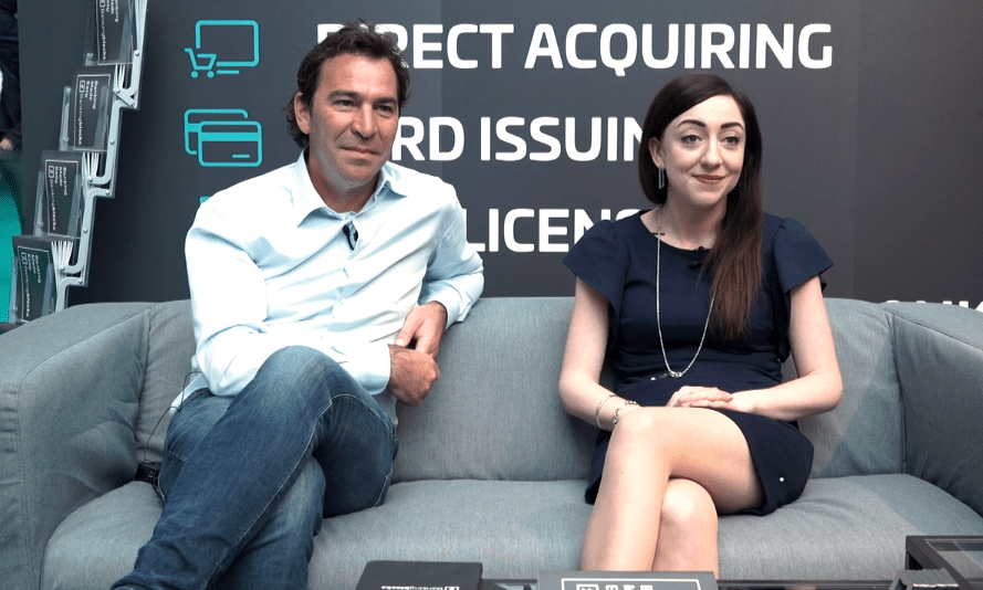 Bankingblocks & five°degrees Partnership