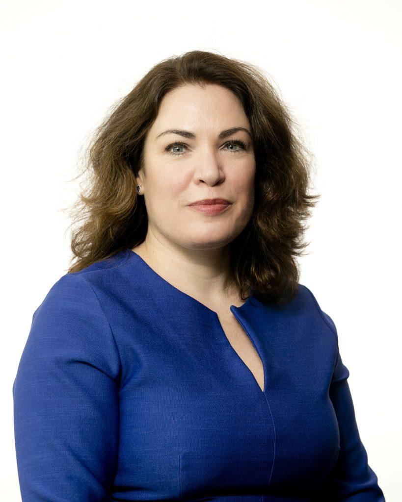 Fenergo appoints seasoned financial services professional, Louise O’Connell, to newly created role of Chief Customer Officer