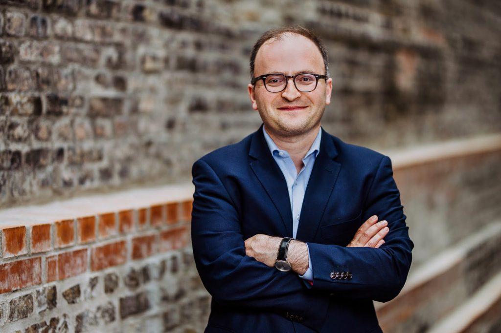 Yolt launches competitive deposit products in partnership with Raisin