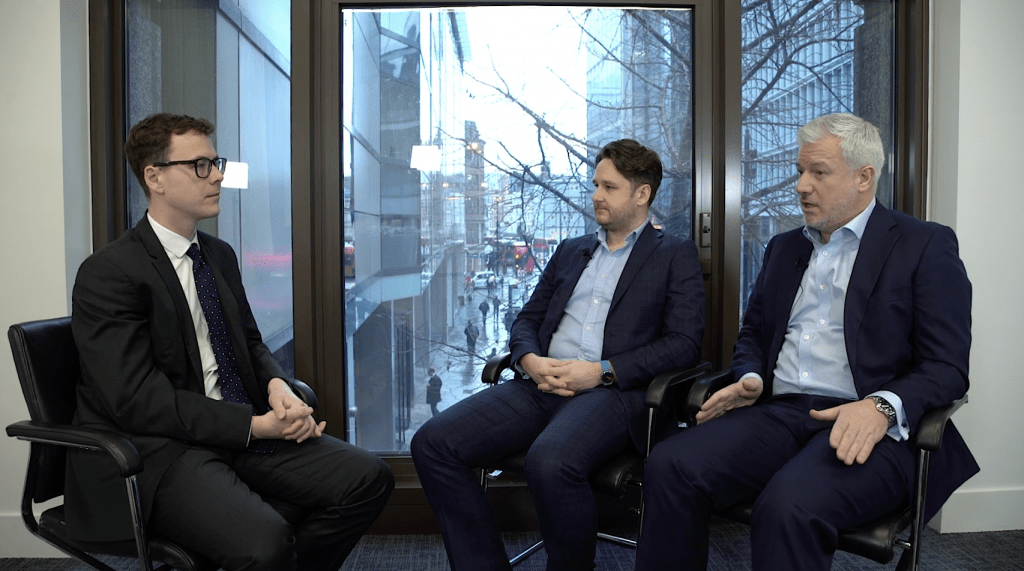 Fintech Finance Presents: The Fintech Show 3.06 - Digital Customer Experience in an Analogue World