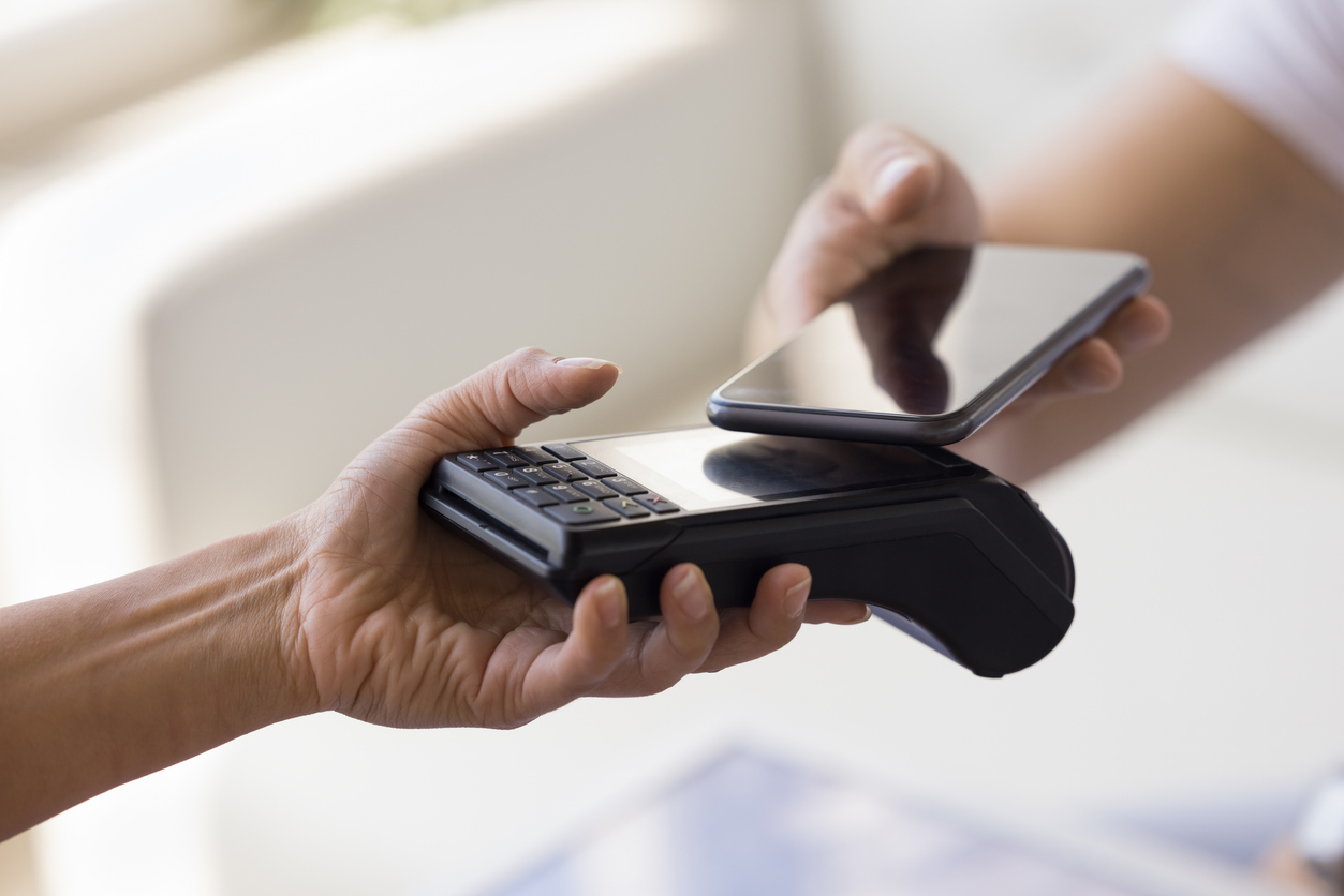 G+D Mobile Security simplifies Strong Customer Authentication with card tap