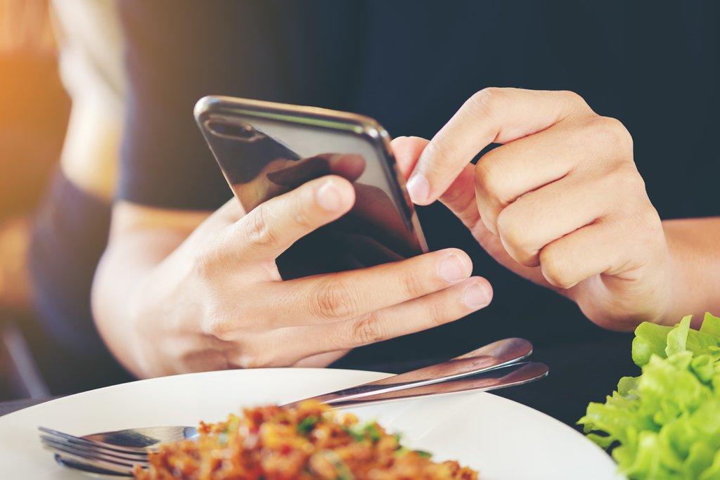 New fintech app to enable social distancing in restaurants raises £2m